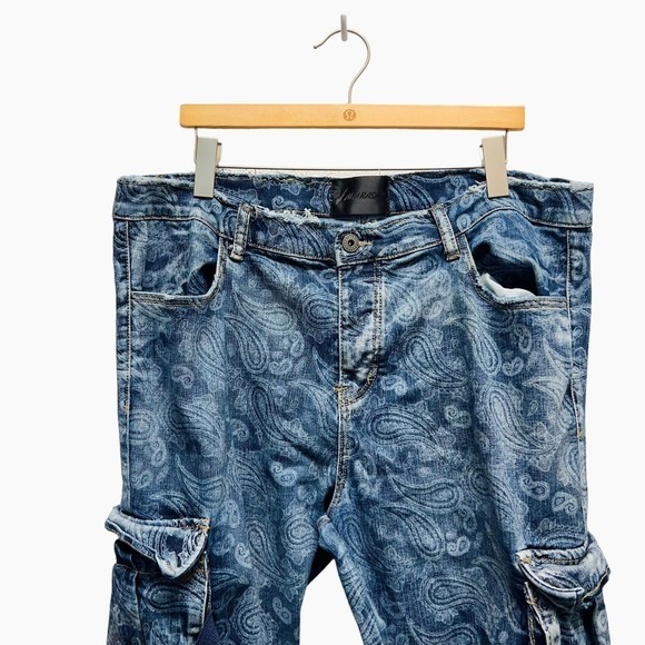 Valabasas Jeans Paisley Blue Denim Cargo Straps‎ Pants Limited Edition - Picture 3 of 8